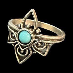 Silver -Tone Ring with Turquoise Accent Size 7